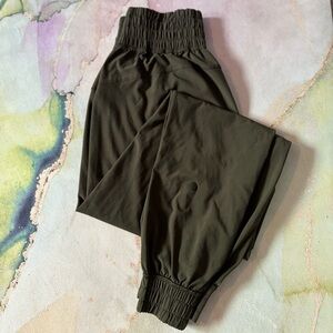Sun setter lululemon joggers green